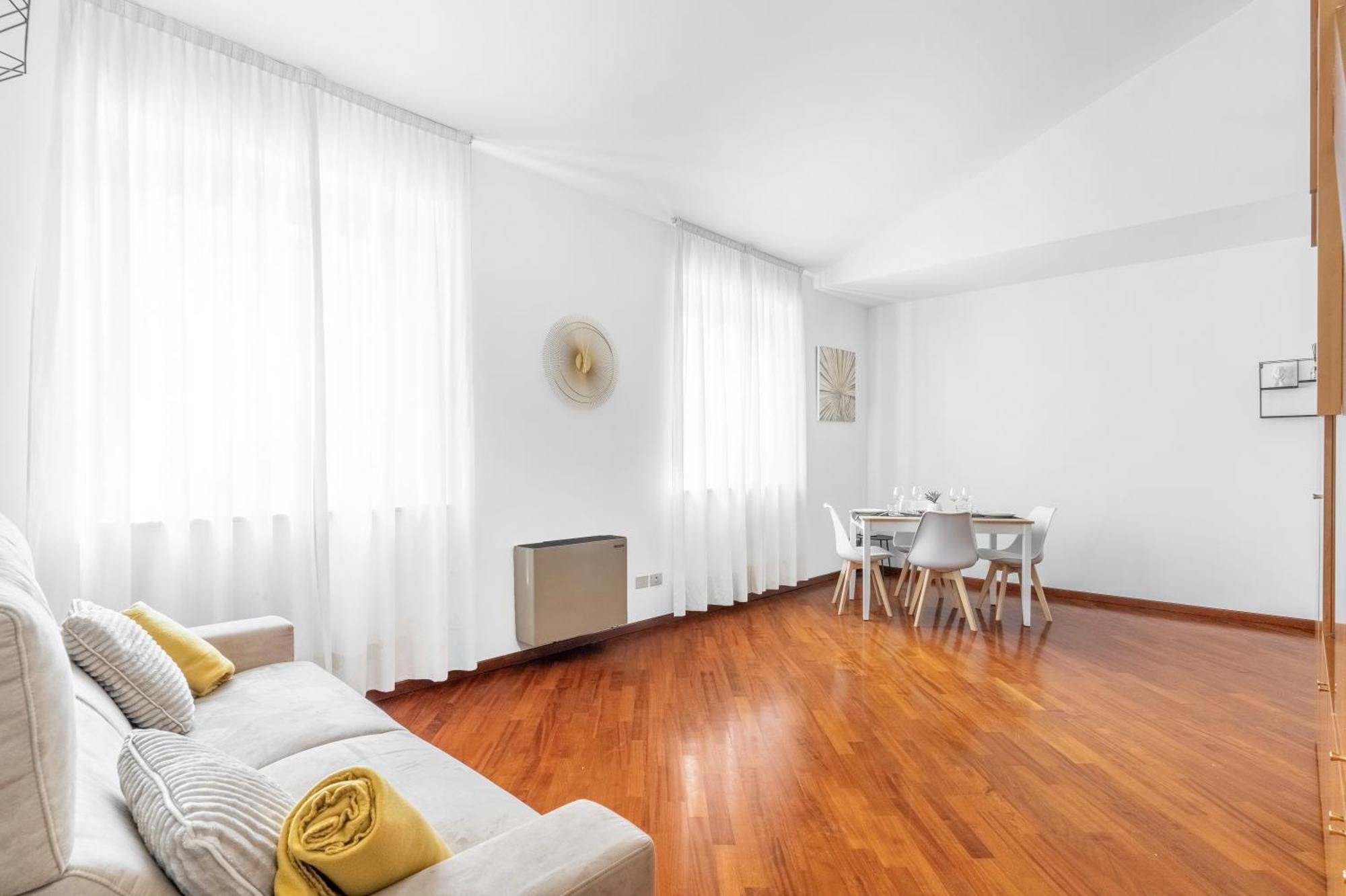 Central Luxurious Apartment Duomo A/C-Wi-Fi Free 밀라노 외부 사진